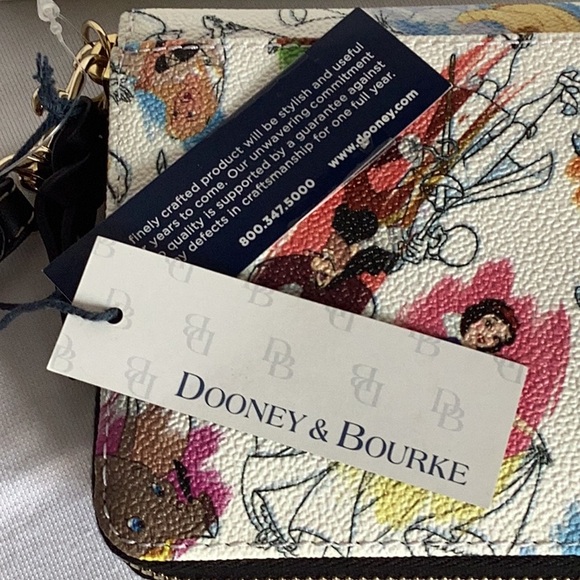 Dooney & Bourke x Disney parks wallet - Picture 9 of 12